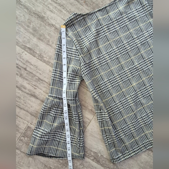 Allison Joy Monochrome Checkered Bell Sleeve Blouse - Picture 4 of 6